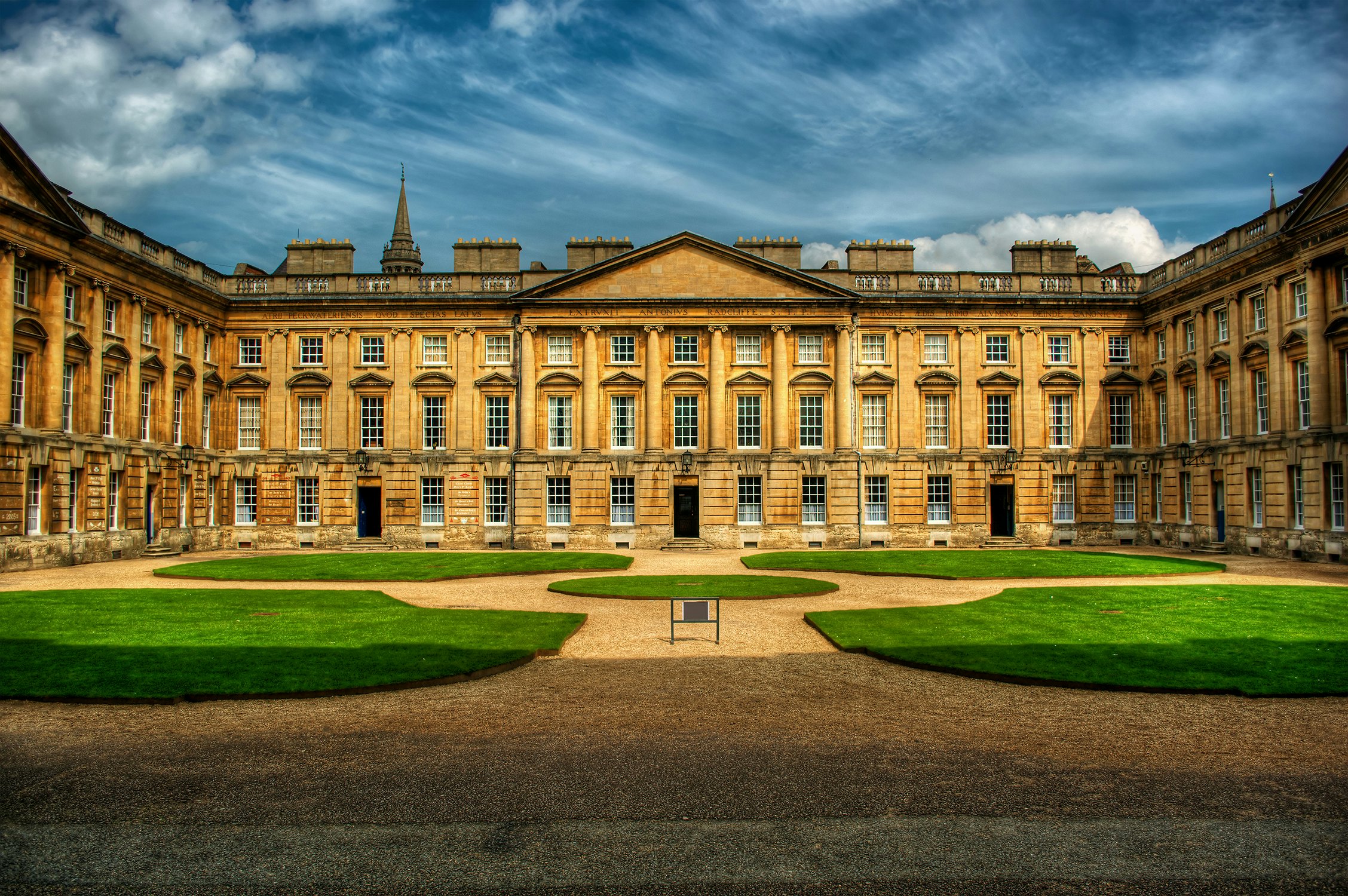 United Kingdom, England, Oxford, Courtyard of Christ Church